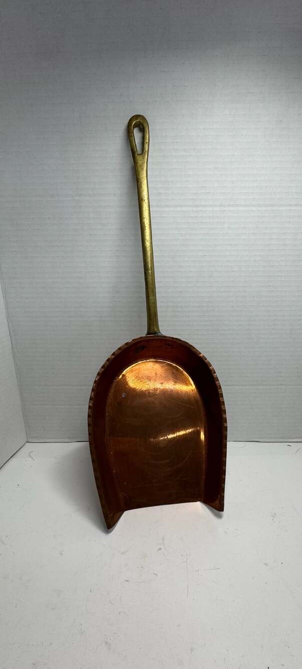 Vintage Copper And Brass Fireside Dust Pan Scoop Shovel
